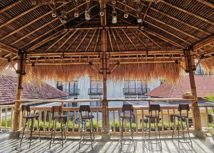 Nuka Beach Inn